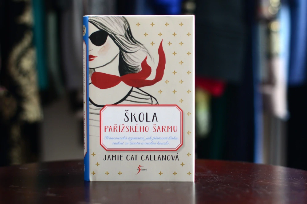 "Škola pařížského šarmu" | kniha