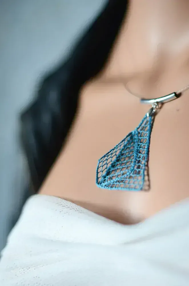 Éterický i umělecký VI.