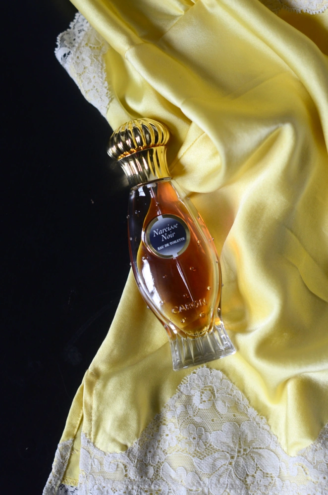 Vzorek | NARCISSE NOIR / Caron