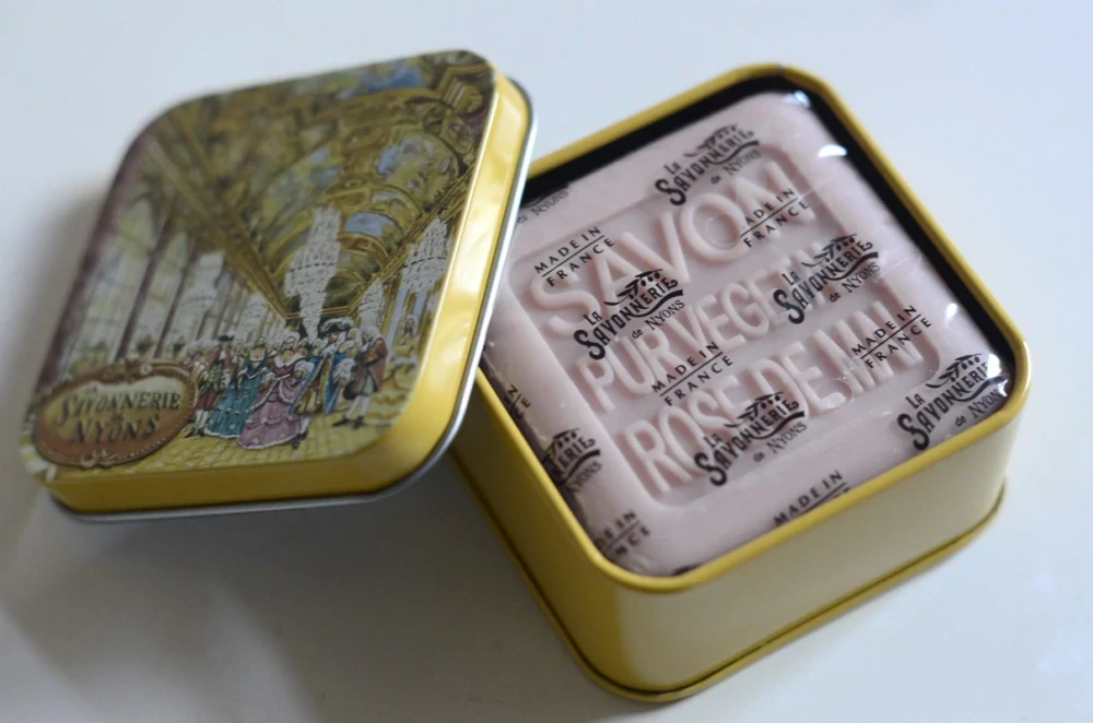 Versailles & Rose de Mai | La Savonnerie de Nyons