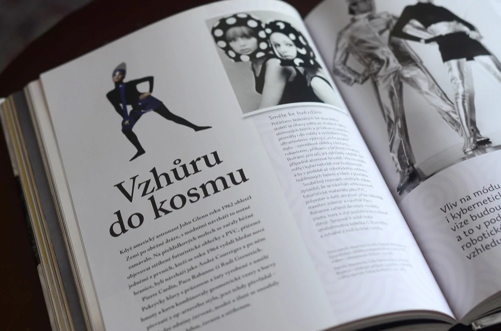 "Ve jménu módy" | kniha