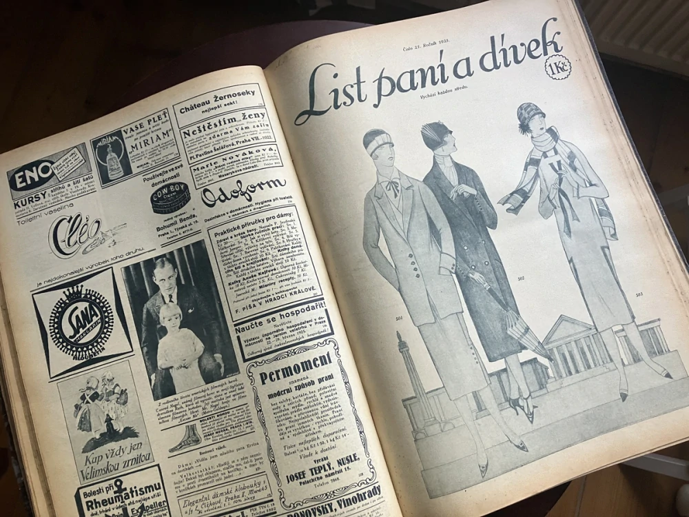 "List paní a dívek" | svázaná kniha ročníků 1924-1925