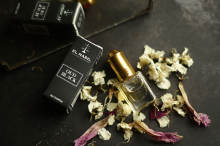 Oud Black