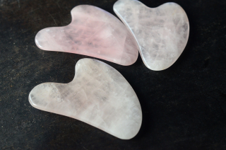 GUA SHA pro omlazení obličeje | růženín