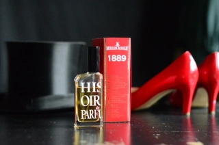 Vzorek | 1889 Moulin Rouge