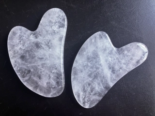 GUA SHA pro omlazení obličeje | růženín bílý
