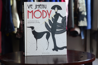 "Ve jménu módy" | kniha
