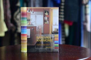 "Barevná harmonie" | kniha