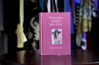 "Průvodce stylem pro ženy" | kniha